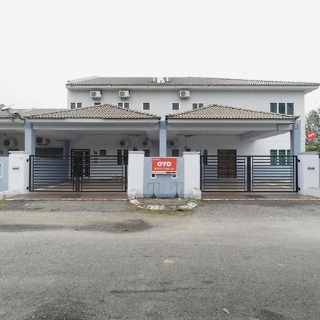 Oyo 91089 Motel Fasa 2B Seri Manjung Eksteriør bilde