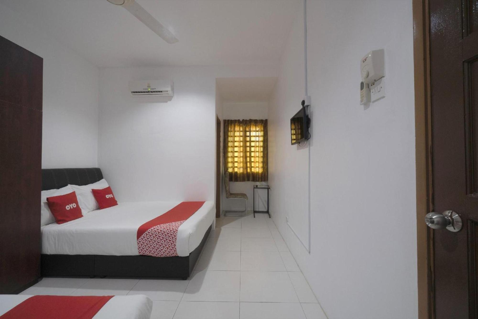 Oyo 91089 Motel Fasa 2B Seri Manjung Eksteriør bilde