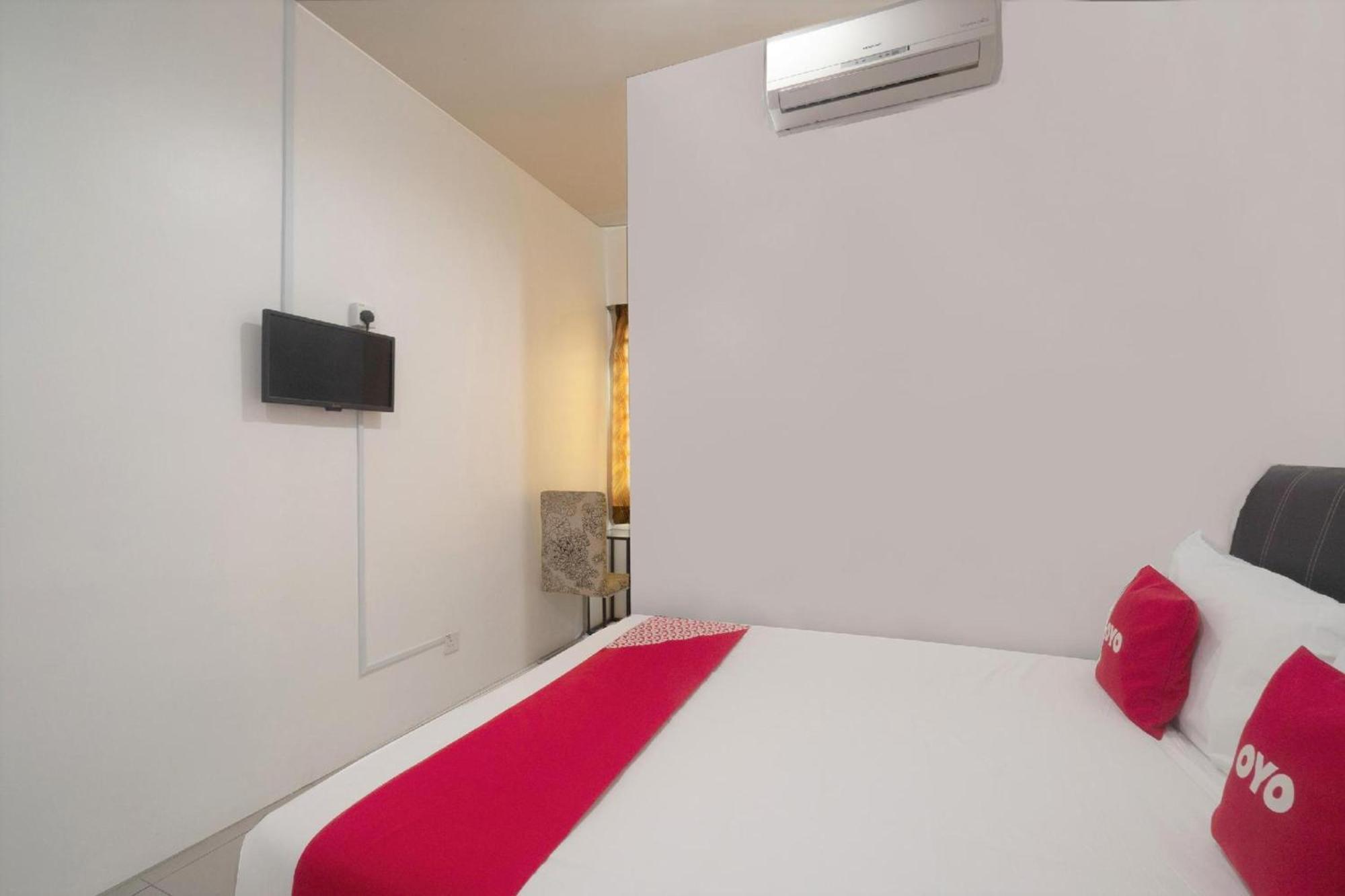 Oyo 91089 Motel Fasa 2B Seri Manjung Eksteriør bilde