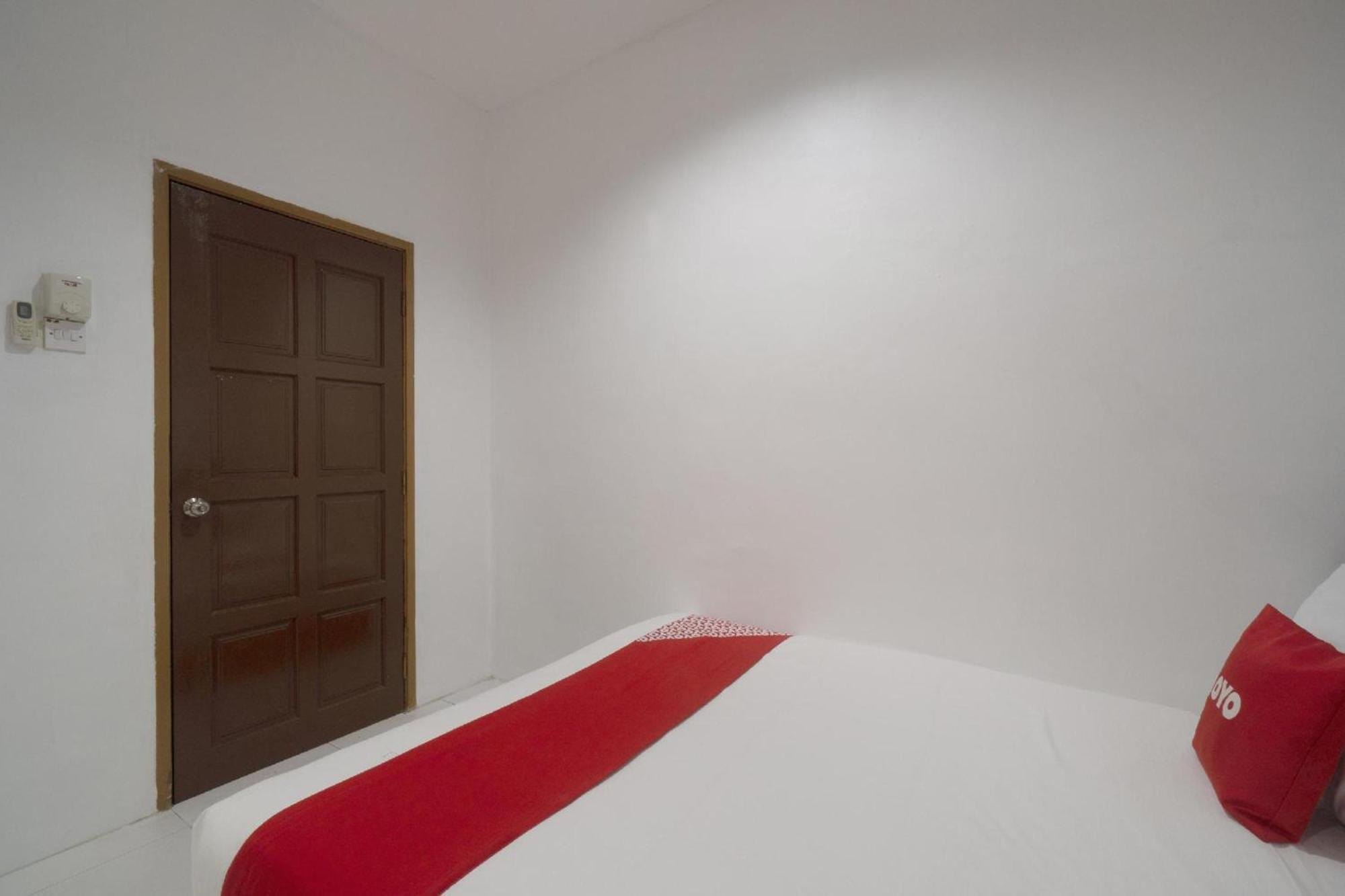 Oyo 91089 Motel Fasa 2B Seri Manjung Eksteriør bilde