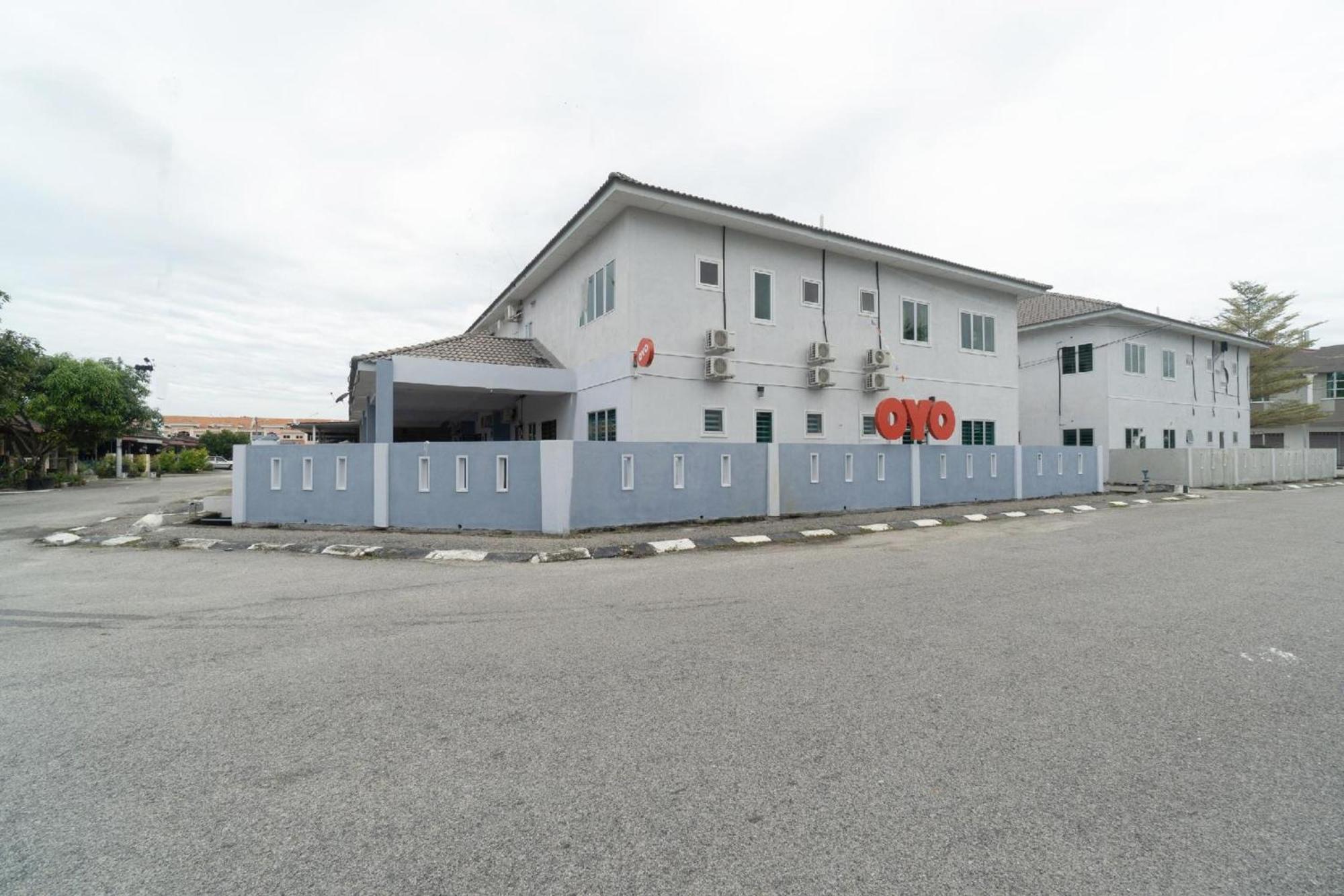 Oyo 91089 Motel Fasa 2B Seri Manjung Eksteriør bilde