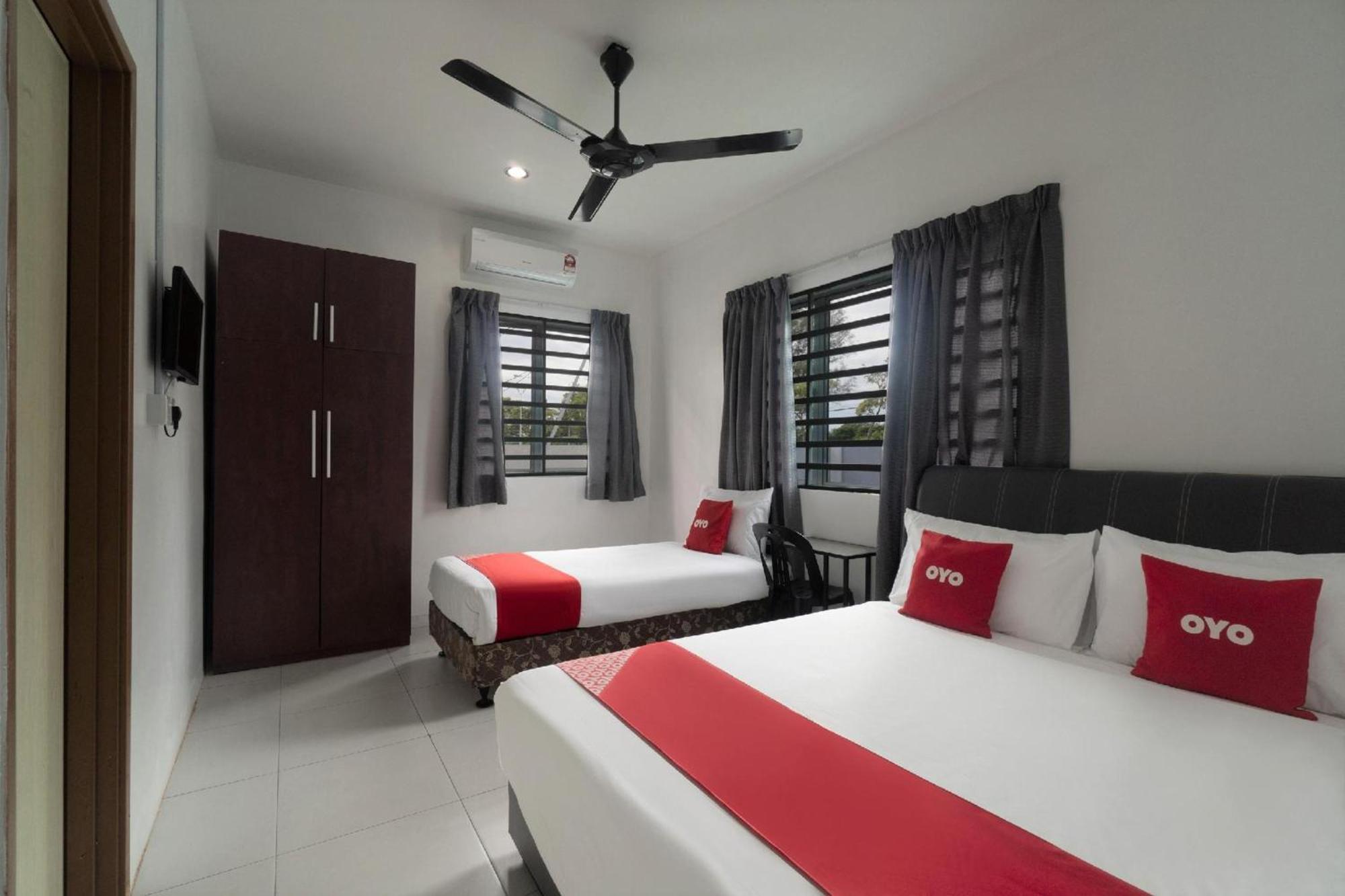 Oyo 91089 Motel Fasa 2B Seri Manjung Eksteriør bilde
